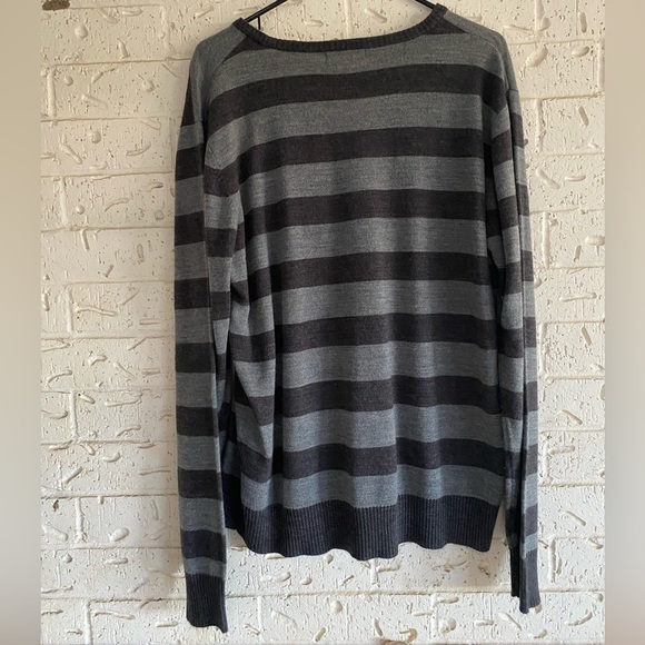 Paper Denim & Cloth Men's V-Neck Striped Sweater - Black and Gray - Picture 3 of 3